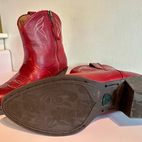 Ariat Womens Darlin Leather Western Booties - Picture 2 of 3